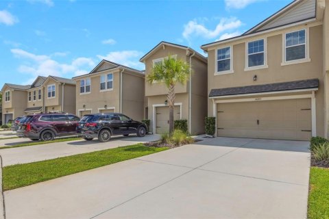 Touwnhouse à vendre à Tampa, Floride: 3 chambres, 214.33 m2 № 2232227 - photo 2