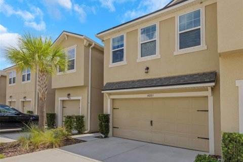 Townhouse in Tampa, Florida 3 bedrooms, 214.33 sq.m. № 2232227