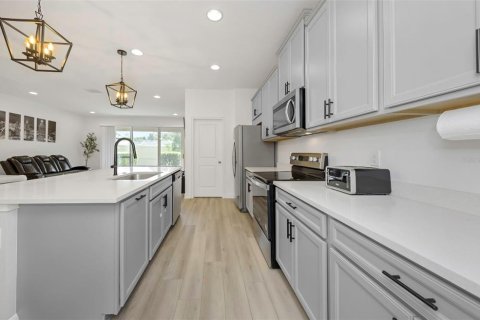Touwnhouse à vendre à Tampa, Floride: 3 chambres, 214.33 m2 № 2232227 - photo 21