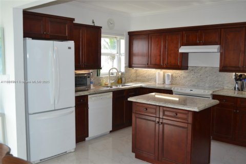 Condominio en alquiler en Fort Lauderdale, Florida, 3 dormitorios, 193.24 m2 № 1807758 - foto 30