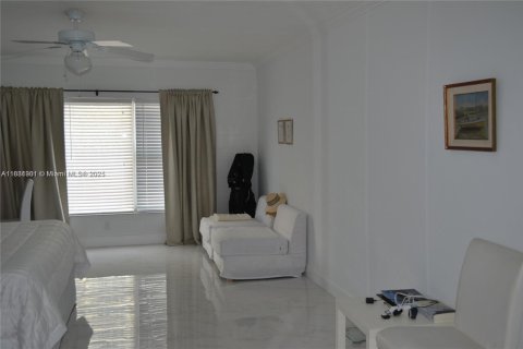 Condominio en alquiler en Fort Lauderdale, Florida, 3 dormitorios, 193.24 m2 № 1807758 - foto 15