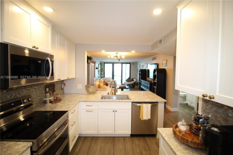 Copropriété à louer à Jensen Beach, Floride: 2 chambres, 91.42 m2 № 2038161 - photo 6