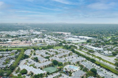 Copropriété à louer à Miami, Floride: 2 chambres, 94.95 m2 № 2285963 - photo 3