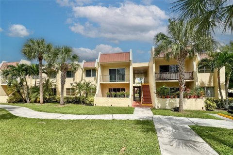 Copropriété à louer à Miami, Floride: 2 chambres, 94.95 m2 № 2285963 - photo 4