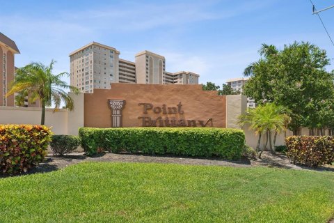 Condominio en venta en Saint Petersburg, Florida, 2 dormitorios, 167.22 m2 № 1535041 - foto 27