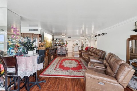 Condominio en venta en Saint Petersburg, Florida, 2 dormitorios, 167.22 m2 № 1535041 - foto 18