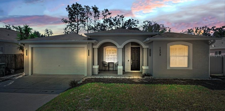 Villa ou maison à Clearwater, Floride 4 chambres, 168.9 m2 № 2427402