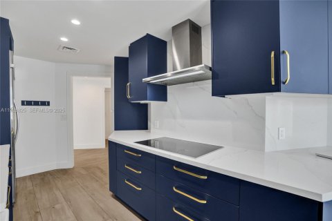 Copropriété à louer à Miami, Floride: 3 chambres, 213.02 m2 № 1987531 - photo 27