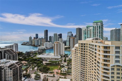 Copropriété à louer à Miami, Floride: 3 chambres, 213.02 m2 № 1987531 - photo 10