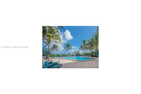Condominio en venta en Hollywood, Florida, 2 dormitorios, 109.25 m2 № 1825997 - foto 23