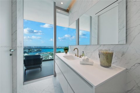 Copropriété à vendre à Bal Harbour, Floride: 5 chambres, 699.93 m2 № 2044072 - photo 25