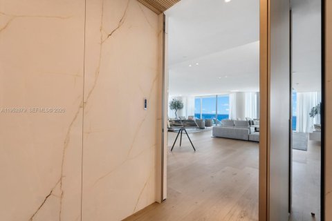 Copropriété à vendre à Bal Harbour, Floride: 5 chambres, 699.93 m2 № 2044072 - photo 3