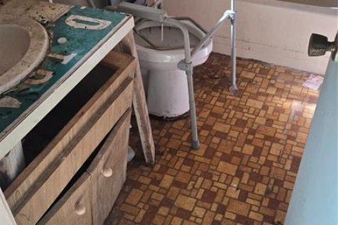 Villa ou maison à vendre à Nokomis, Floride: 2 chambres, 99.78 m2 № 2210281 - photo 2