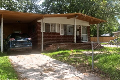 House in GRAND PARK in Sarasota, Florida 3 bedrooms, 114.08 sq.m. № 767477 - photo 1