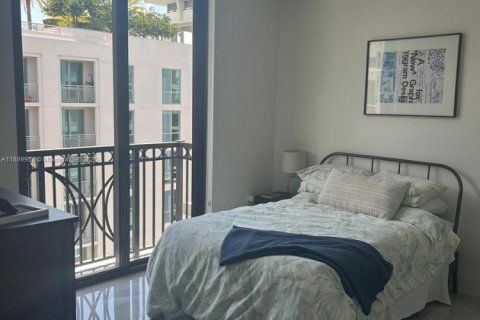 Condo in Coral Gables, Florida, 1 bedroom  № 1943843 - photo 14
