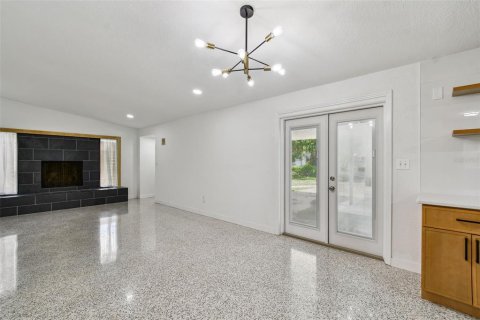 Casa en venta en Temple Terrace, Florida, 3 dormitorios, 116.5 m2 № 1841531 - foto 7