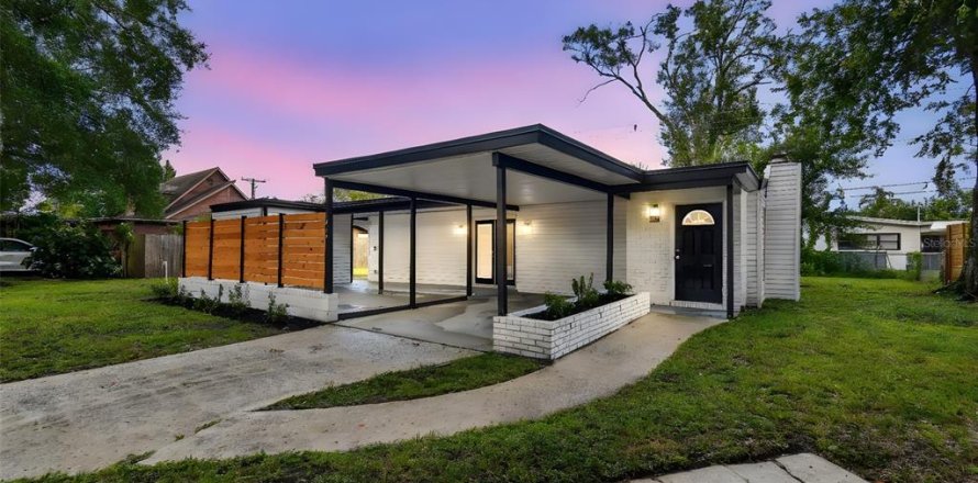 Casa en Temple Terrace, Florida 3 dormitorios, 116.5 m2 № 1841531