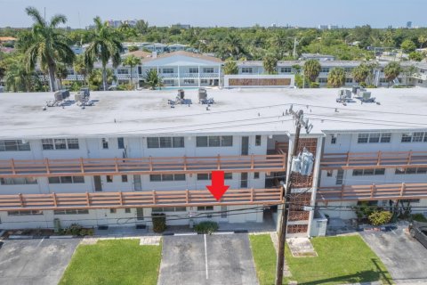 Condo in North Miami Beach, Florida, 1 bedroom  № 2181538 - photo 18