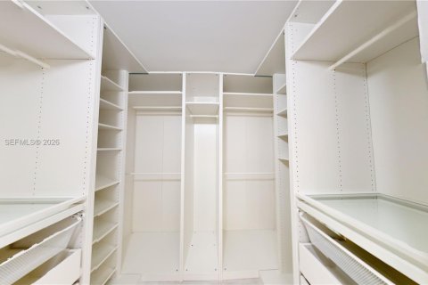 Condo in Aventura, Florida, 2 bedrooms № 2046414 - photo 20