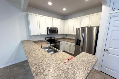 Adosado en alquiler en Pinellas Park, Florida, 3 dormitorios, 139.35 m2 № 1906907 - foto 5