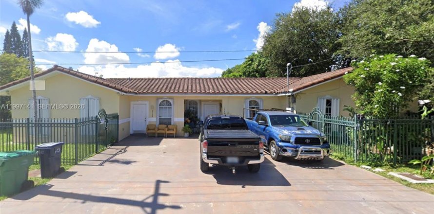 Коммерческая недвижимость в Майами, Флорида 191.56м2 № 2059479