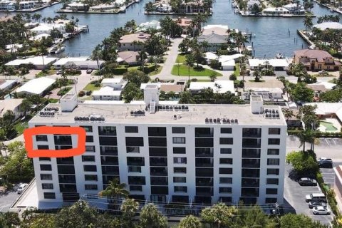 Condominio en alquiler en Fort Lauderdale, Florida, 2 dormitorios, 122.26 m2 № 1874199 - foto 3