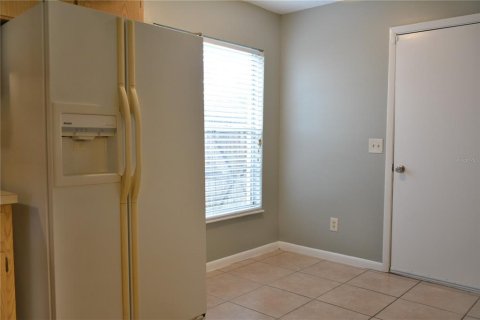 Villa ou maison à louer à Tampa, Floride: 3 chambres, 110.74 m2 № 1850188 - photo 8