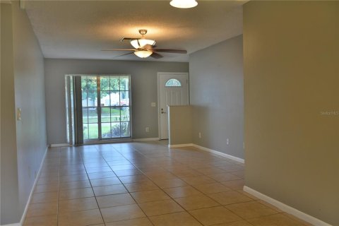 Villa ou maison à louer à Tampa, Floride: 3 chambres, 110.74 m2 № 1850188 - photo 12