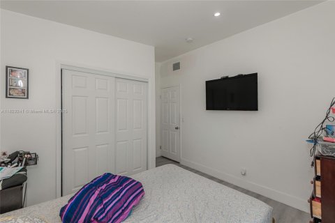 Купить виллу или дом в Майами-Гарденс, Флорида 3 спальни, 80.27м2, № 1972522 - фото 21