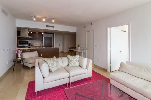 Condominio en venta en Miami, Florida, 2 dormitorios, 141.03 m2 № 2077235 - foto 19