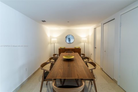 Condominio en venta en Miami, Florida, 2 dormitorios, 141.03 m2 № 2077235 - foto 11