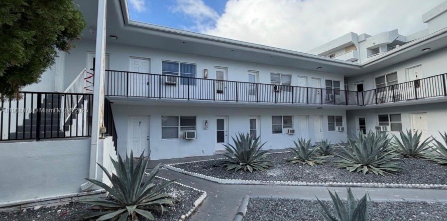 Apartamento en Miami Beach, Florida 1 dormitorio, 72 m2 № 1965419