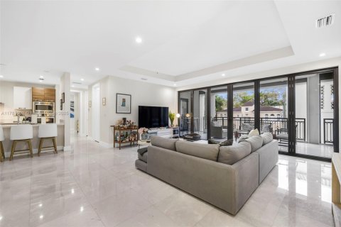 Condo in Coral Gables, Florida, 2 bedrooms  № 1704845 - photo 5