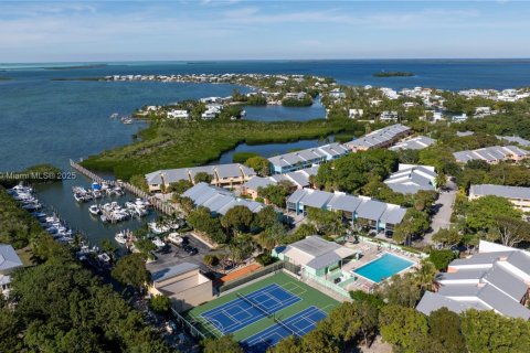 Townhouse in Key Largo, Florida 2 bedrooms, 95.6 sq.m. № 1851922 - photo 30