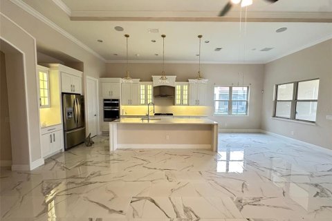 Villa ou maison à vendre à Winter Garden, Floride: 4 chambres, 214.23 m2 № 2424254 - photo 7
