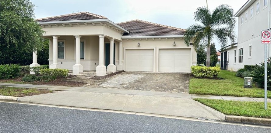 Villa ou maison à Winter Garden, Floride 4 chambres, 214.23 m2 № 2424254