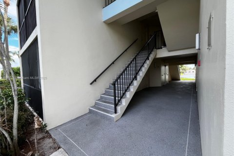 Copropriété à vendre à West Palm Beach, Floride: 2 chambres, 102.56 m2 № 1953716 - photo 2