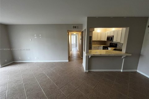 Copropriété à vendre à West Palm Beach, Floride: 2 chambres, 102.56 m2 № 1953716 - photo 8