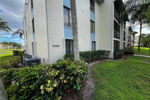 Copropriété à vendre à West Palm Beach, Floride: 2 chambres, 102.56 m2 № 1953716 - photo 4