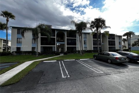 Copropriété à vendre à West Palm Beach, Floride: 2 chambres, 102.56 m2 № 1953716 - photo 21