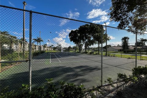 Copropriété à vendre à West Palm Beach, Floride: 2 chambres, 102.56 m2 № 1953716 - photo 24