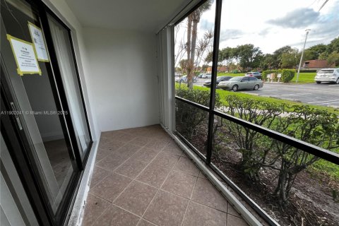 Copropriété à vendre à West Palm Beach, Floride: 2 chambres, 102.56 m2 № 1953716 - photo 11