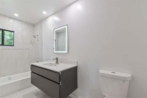 Appartement à louer à Miami, Floride: 3 chambres, 125.42 m2 № 1832493 - photo 7
