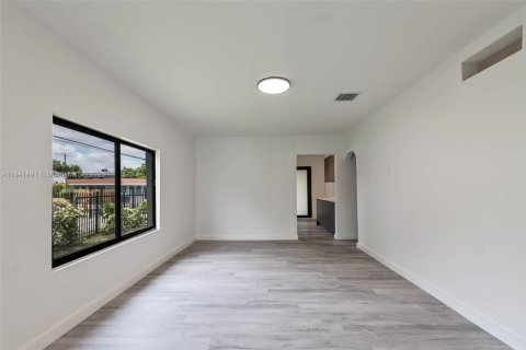 Appartement à louer à Miami, Floride: 3 chambres, 125.42 m2 № 1832493 - photo 13