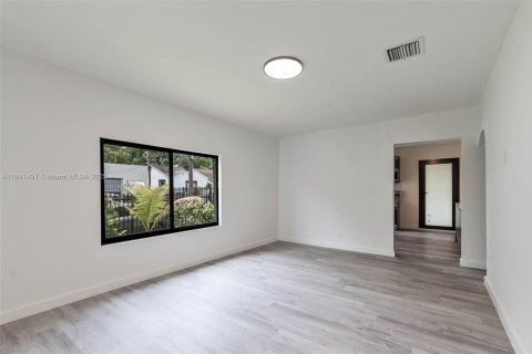 Appartement à louer à Miami, Floride: 3 chambres, 125.42 m2 № 1832493 - photo 26