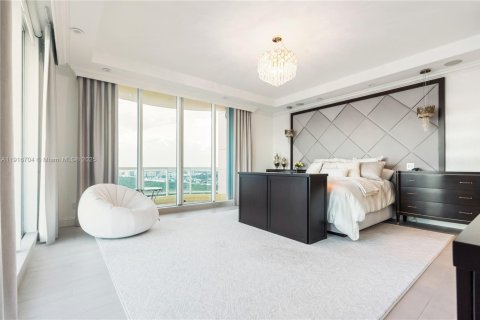 Condo in Fort Lauderdale, Florida, 3 bedrooms  № 1973805 - photo 27