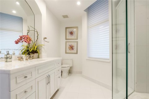 Condo in Fort Lauderdale, Florida, 3 bedrooms  № 1973805 - photo 12