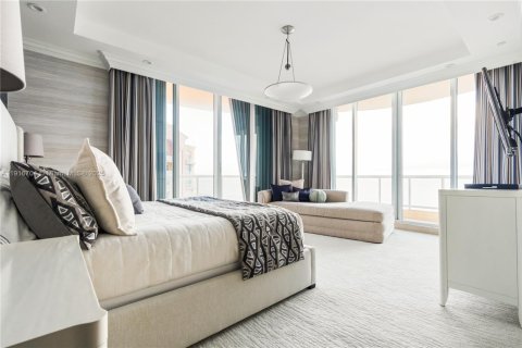 Condo in Fort Lauderdale, Florida, 3 bedrooms  № 1973805 - photo 22