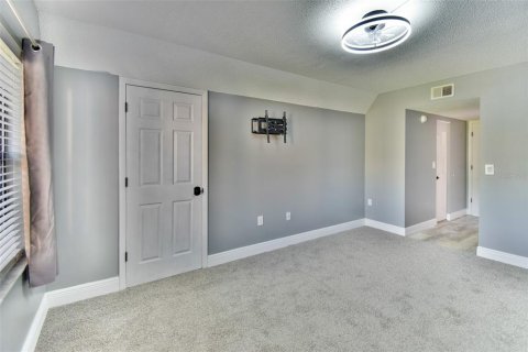 Condo in Bradenton, Florida, 1 bedroom  № 1659098 - photo 27