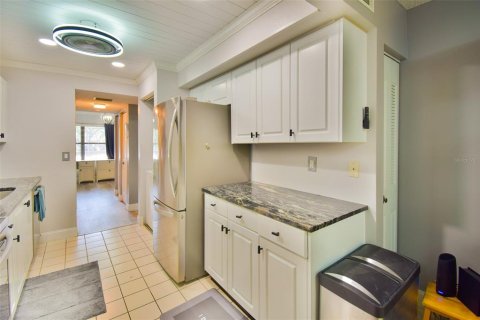 Condo in Bradenton, Florida, 1 bedroom  № 1659098 - photo 19